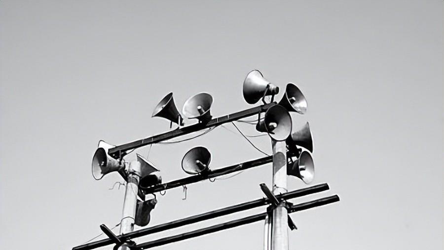 四名乌克兰女战俘，曝光被俄罗斯囚禁经历: 被迫赤身在冰水中行走