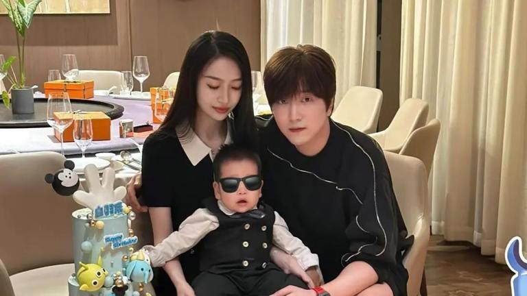 从电子厂打工仔到年入7000万，网红白冰的逆袭之路是如何炼成的？