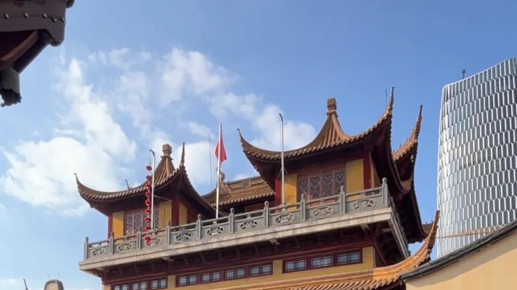 ​闹市静修，佛光暗藏，上海法藏讲寺：你从未见过的“佛国”世界？