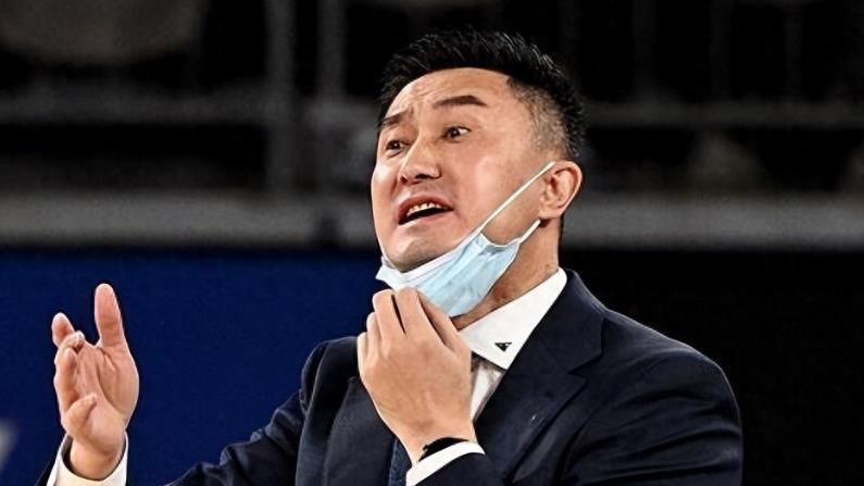 广东队赢球暴露大弱项！继续阵容调整很有必要 否则难冲冠