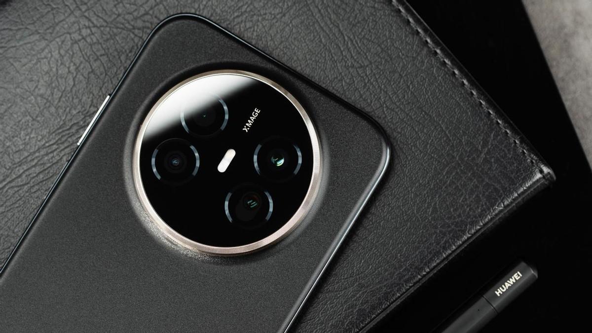 华为Mate 70 Air定义轻薄新体验：大屏也尽握掌心