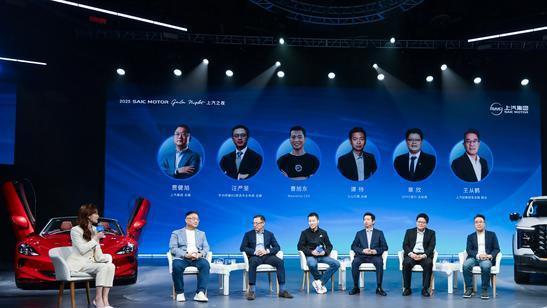 上汽之夜惊艳亮相，汽车国家队实力出圈，这波操作赢得满堂彩