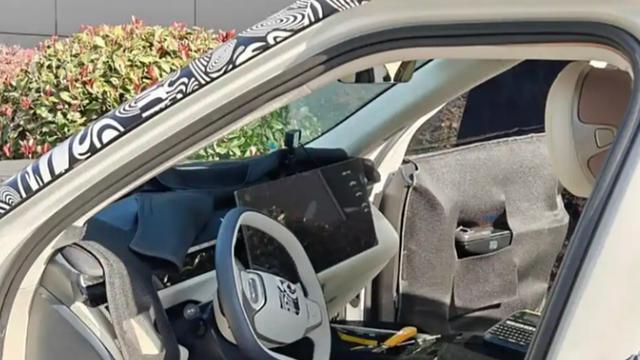 9字辈家族再添新成员？吉利银河旗舰级SUV即将登场