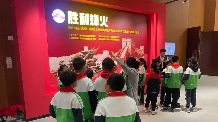 聆听历史回响 走好未来之路‍——北京市密云区果园小学优秀少先队员实践活动