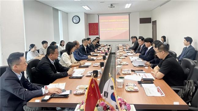 云门酱酒亮相2025首尔国际食品展，醇厚酒香传递中国味道！