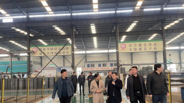 河南省国防动员办公室（河南省人民防空办公室）防护体系和保障中心副主任李素华一行莅临金鑫集团考察调研