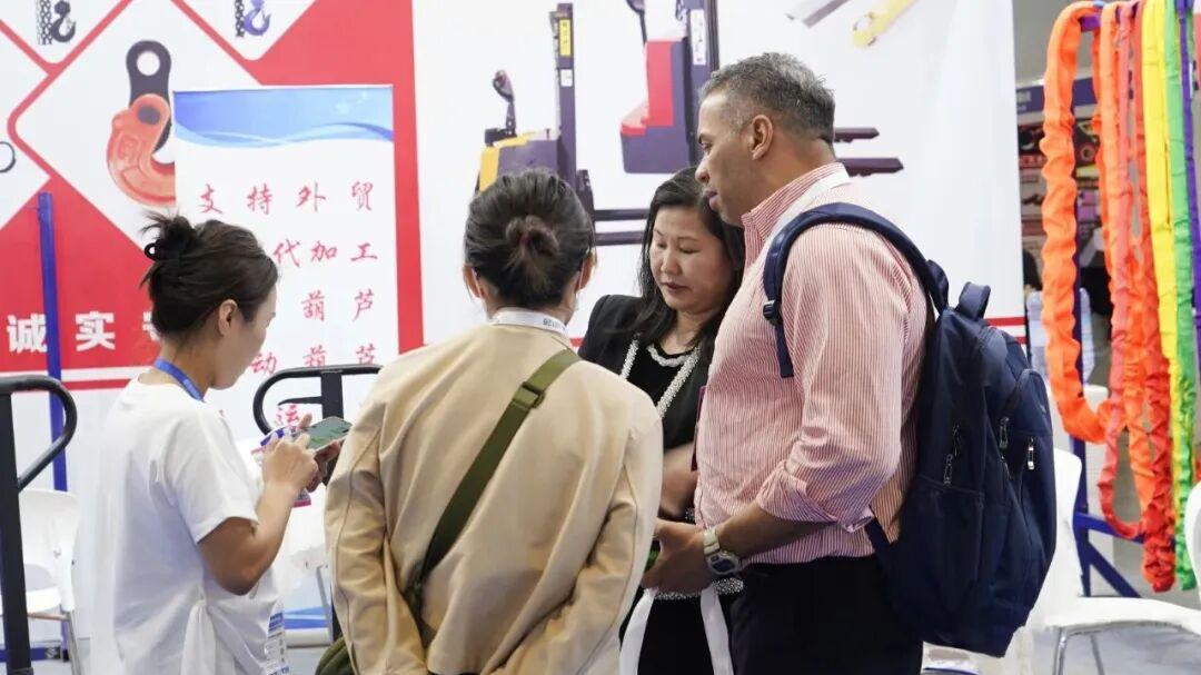 为什么老年人用智能锁更容易被困门外？