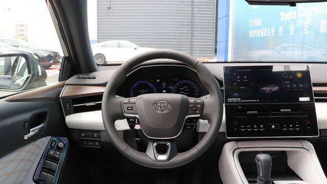 13万的雷克萨斯平替，近5米长一公里3毛，8155芯片L2+辅助驾驶