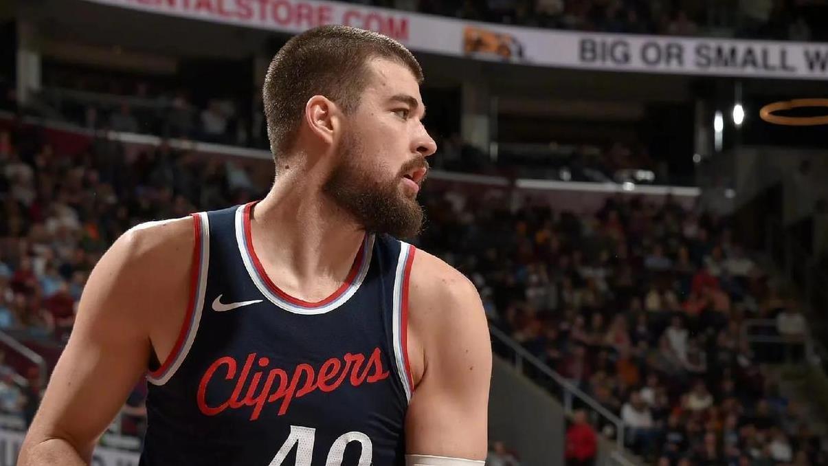 快船让出西部第六，赛后又遭遇三大坏消息！