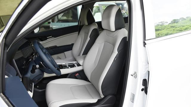 新车｜焕新起售价11点58万元2025款起亚狮铂拓界上市竞争本田CRV