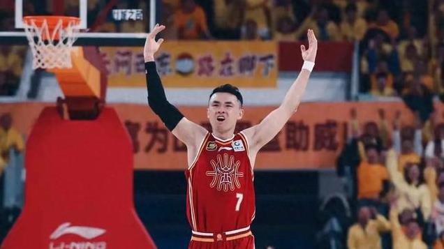 落选男篮！全明星也没去，山西30岁射手被忽视，场均13.7分被低估