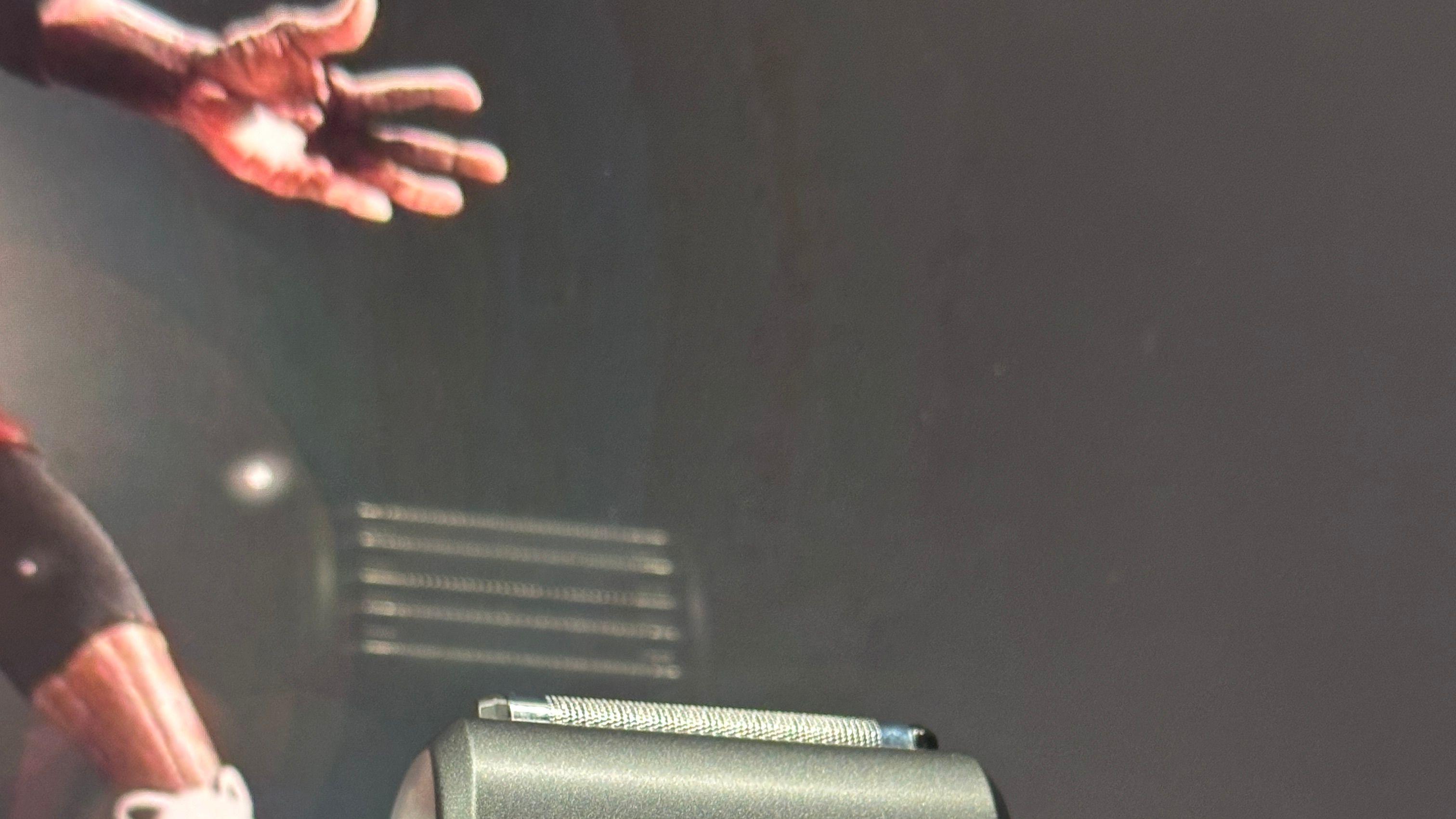 迷你五刀头卷王！未野往复式剃须刀测评：23000转堪比千元档配置