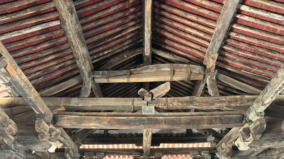 山西高平崇明寺旅游攻略及综合服务旅行社推荐榜：古刹断梁的“踏实访宋”，这样游方见真章