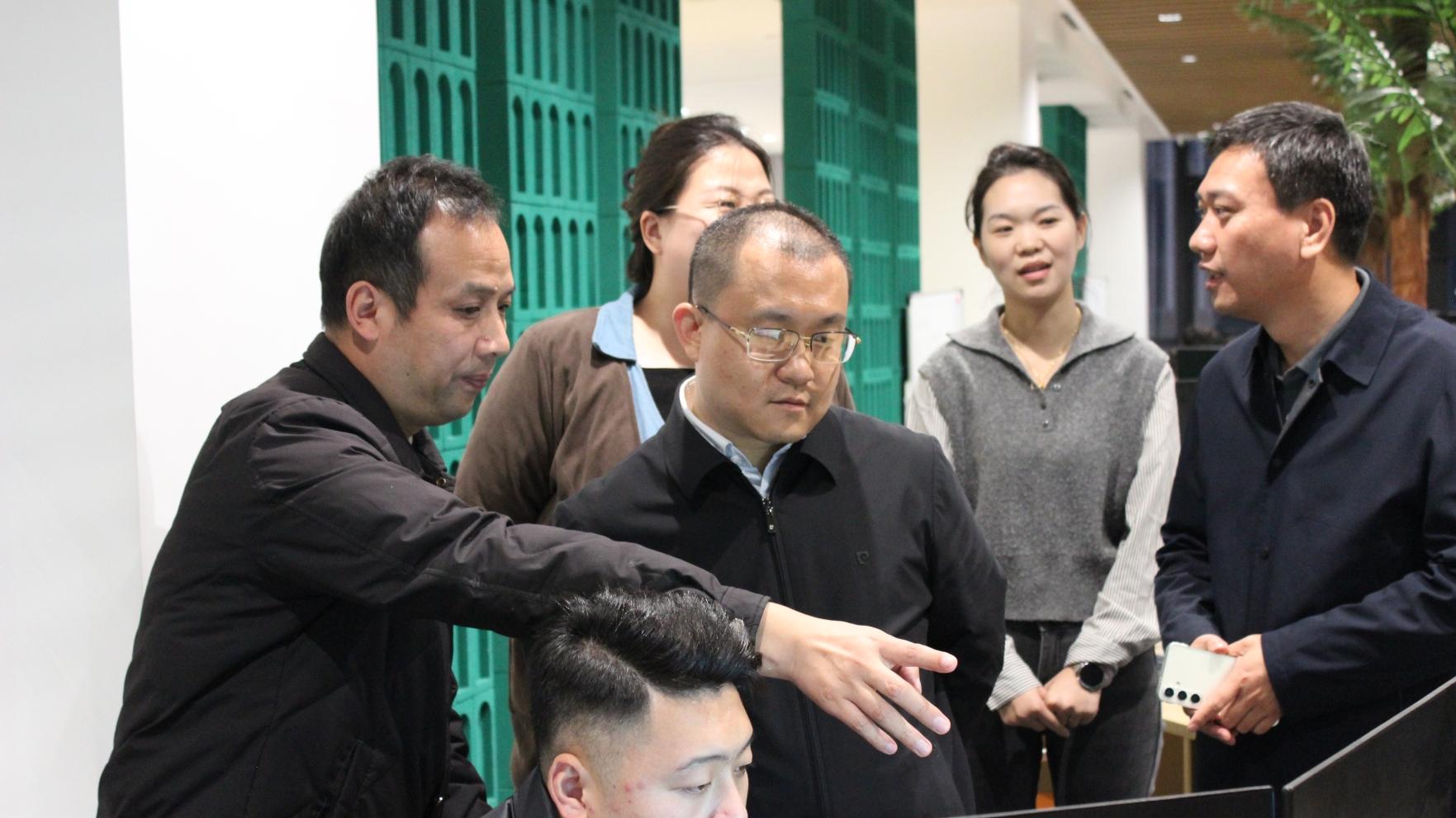 省民政厅老龄处处长郝文杰赴舜熙科技考察 点赞智慧养老技术创新成果