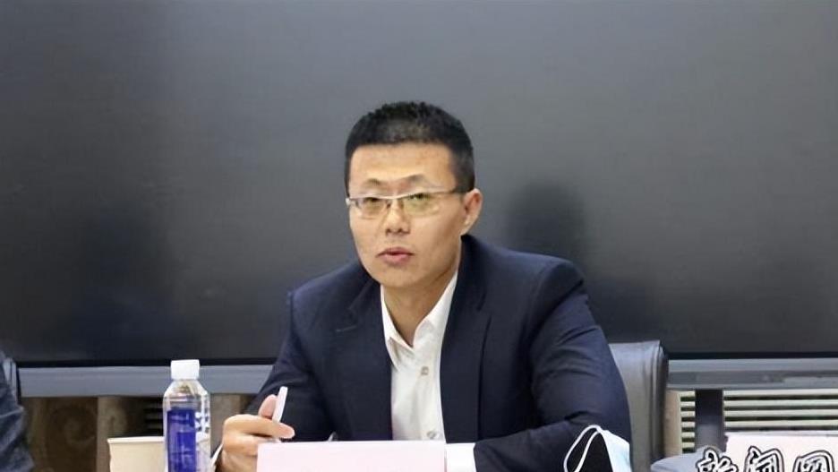 特朗普和普京通话之际，中国官方罕见公布：中方已帮乌克兰4次