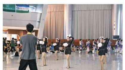 喜报！成都银杏酒店管理学院学子在全国大学生啦啦操锦标赛中夺冠