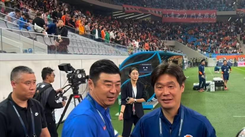 李霄鹏转任总经理？青官媒记者：他不会继续执教海牛