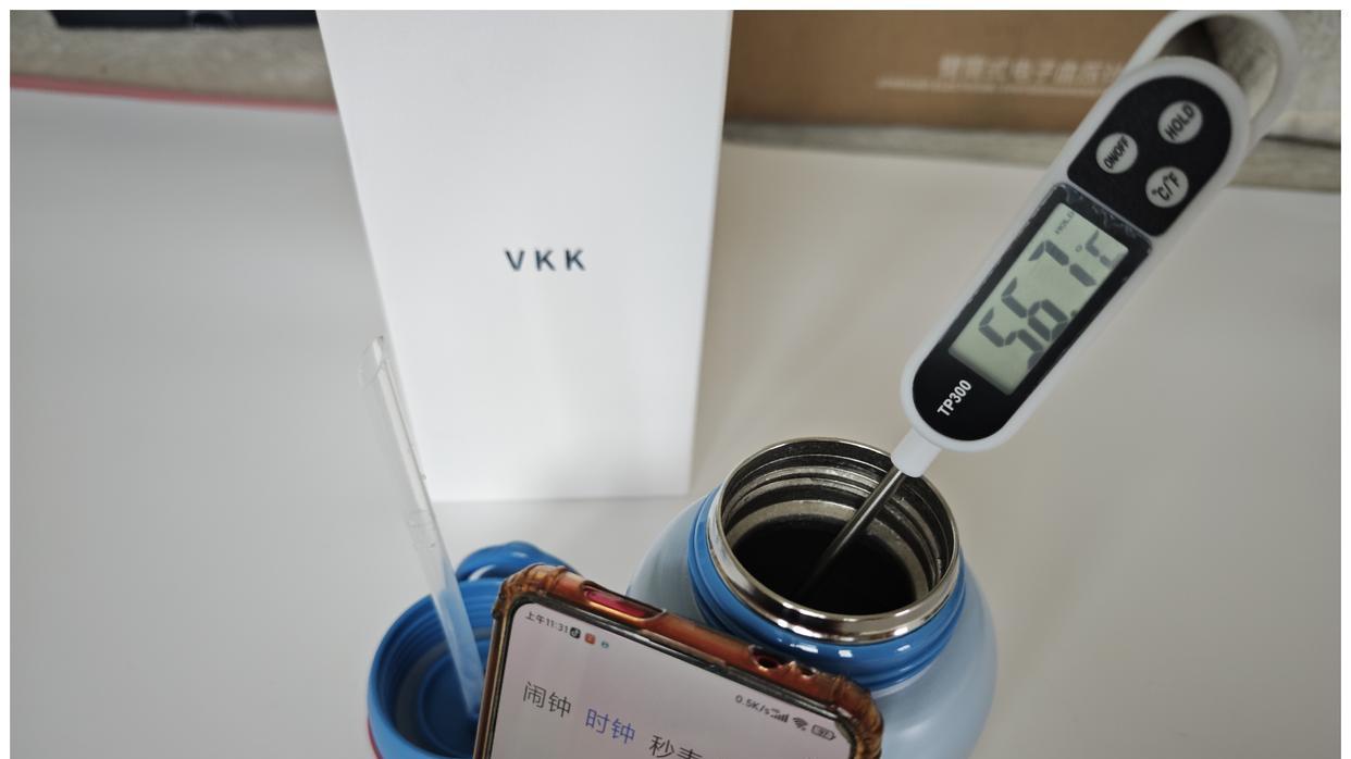 给孩子安全饮水新选择！宫菱儿童保温杯测评：欧盟认证安全无毒0胶水