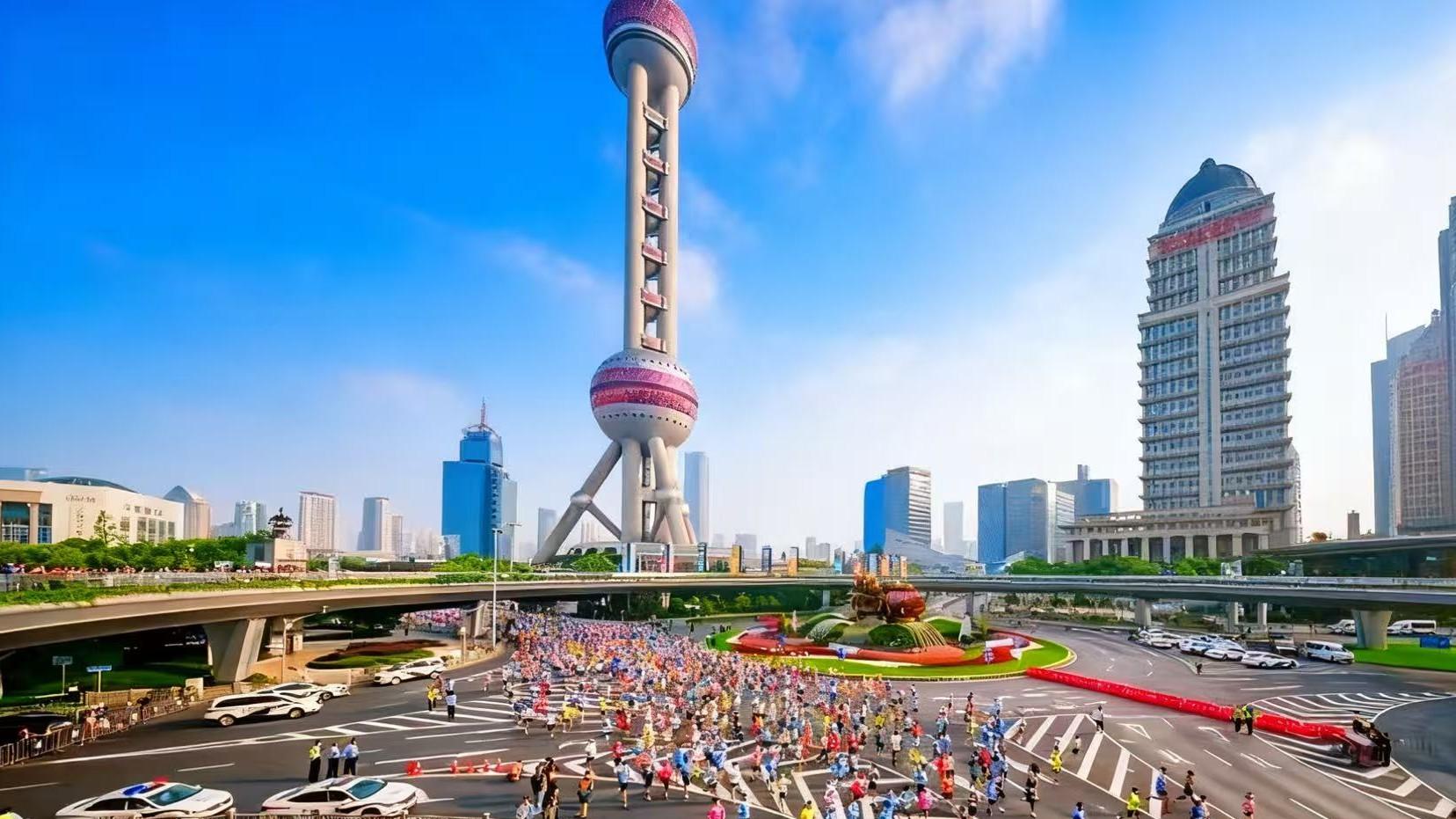 2025上海户外跑158公里，带出千亿级6大产业链！