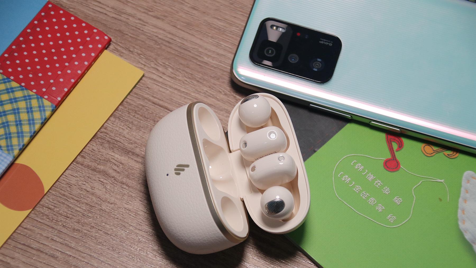 Hi-Res 金标 + 双 AI 大脑，闭眼入的漫步者全能蓝牙耳机Fitclip Ultra