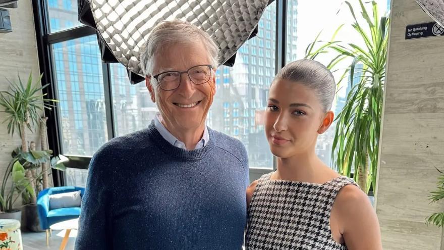 比尔·盖茨女儿曝父亲患阿斯伯格综合征！天才首富社交障碍真相：25年前才知自己‘与众不同’