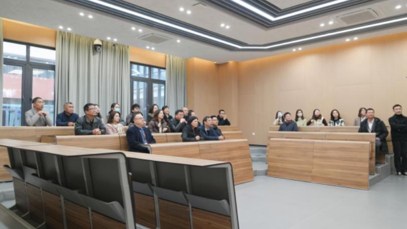 四川师范大学一行前往四川城市职业学院参观调研