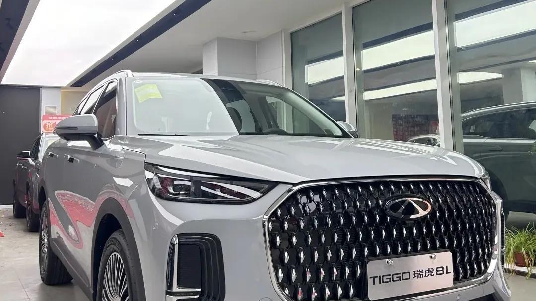 ?老父亲的环游中国梦：奇瑞瑞虎8L还是吉利星越L？哪个更适合长途旅行？