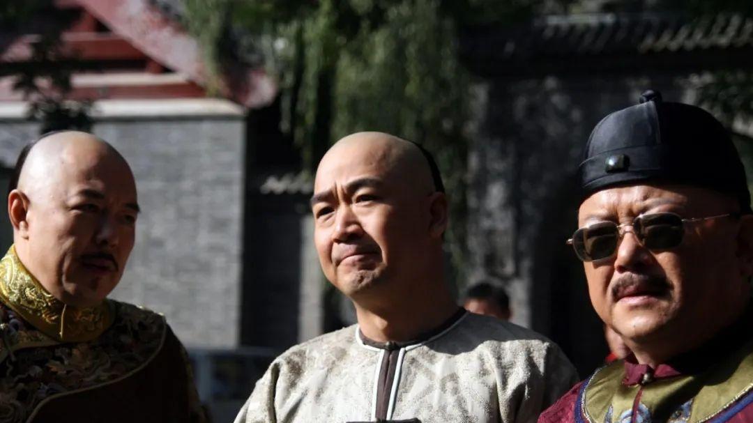 把人性扒光了的24句古语，早知道不吃亏