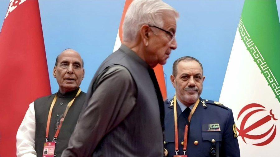 歼10一战封神，巴铁还要买更多中国造，伊朗防长看后，表情很微妙