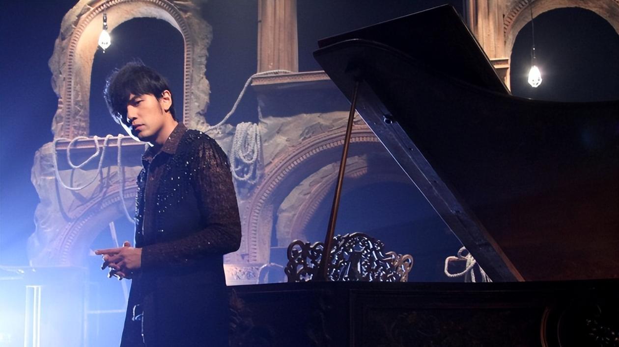 曝周杰伦澳门连续7日豪赌，输了超10亿，粉丝晒图回应了！