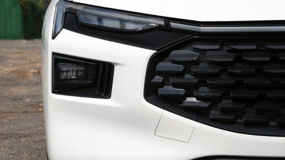 从纠结到真香，聊聊我和蒙迪欧的日常通勤故事