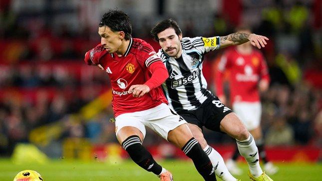 利桑德罗·马丁内斯，曼联的小个子球员但非常辣手!