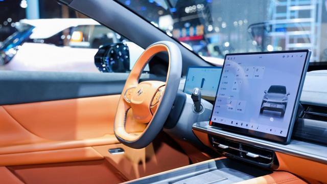 东风乘用车打破技术壁垒，高端科技普惠大众，为汽车行业注入新活力