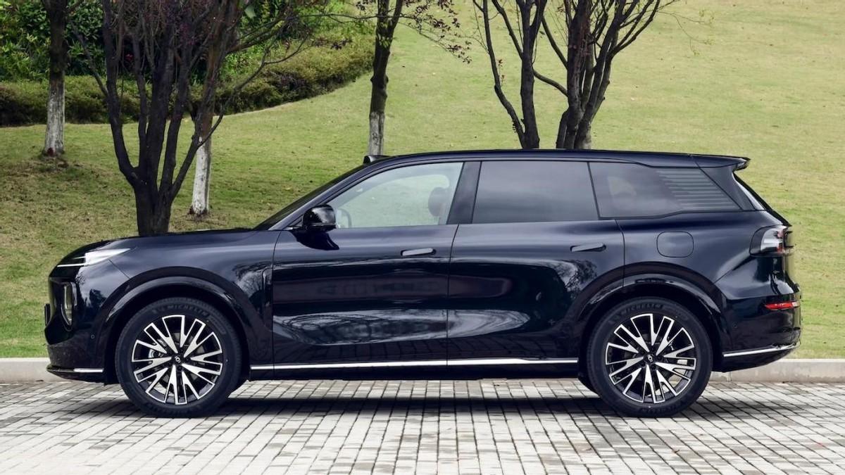 15万挑出全家好用的SUV：长安启源Q07激光版和海狮06，选谁？