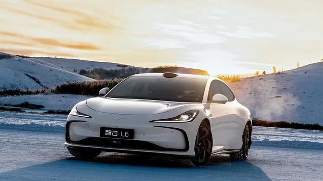 智己L6：20万级“激光雷达+无图NOA”颠覆者重新定义智能驾驶门槛