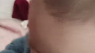 奶奶喂蛋黄被儿媳怼：老经验真过时了吗？