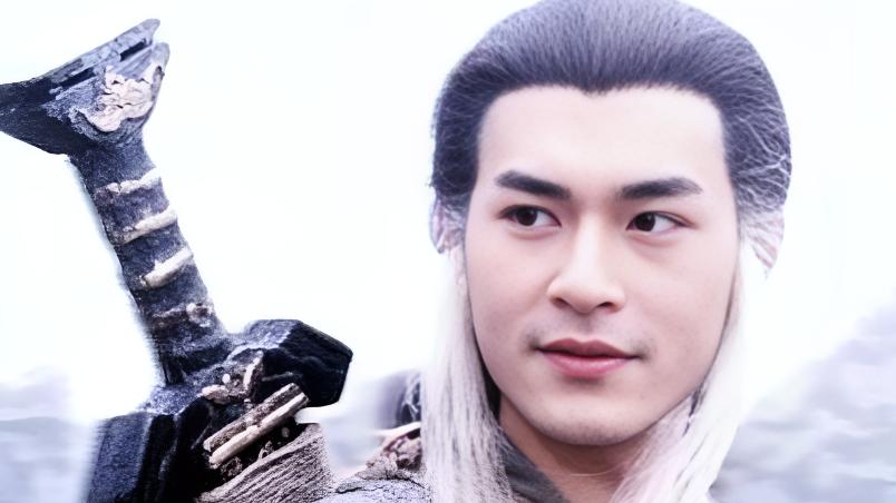 金庸最荒唐的一本小说，主角贪色，毁人名节