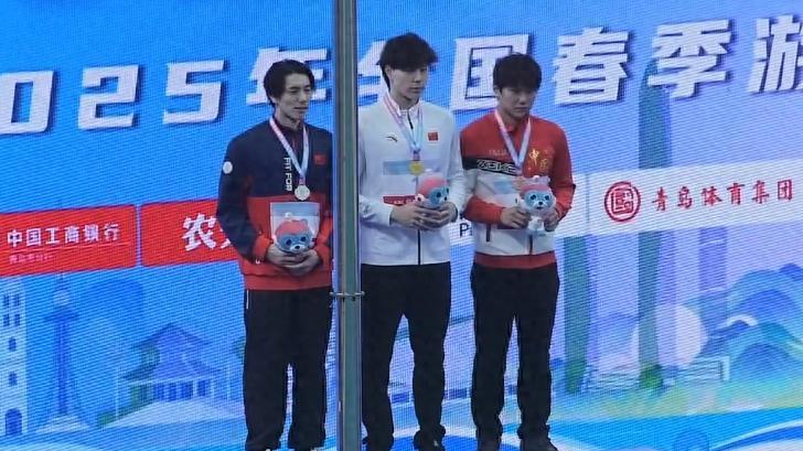 放卫星啦！全国游泳赛100蛙泳决赛，2人成绩超巴黎奥运会冠军