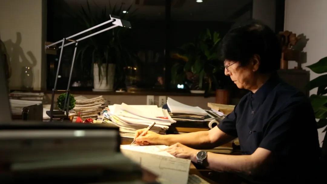 当年轻人选择躺平，90岁的老院士程泰宁却在设计一线“狂飙”