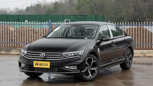 得B级车者得天下！最新4月销量：6款破万，迈腾失冠，宝马3系第6