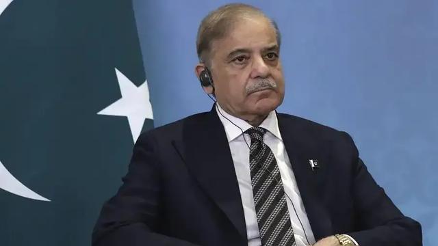 巴军刚赢下大胜，特朗普秒抛 诱人馅饼，又想拉拢巴方？