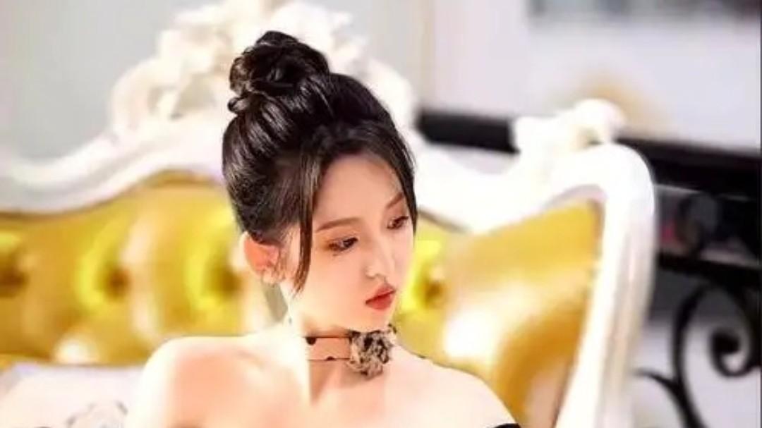 4天突破十亿，这短剧太横了，女主李柯以引人关注