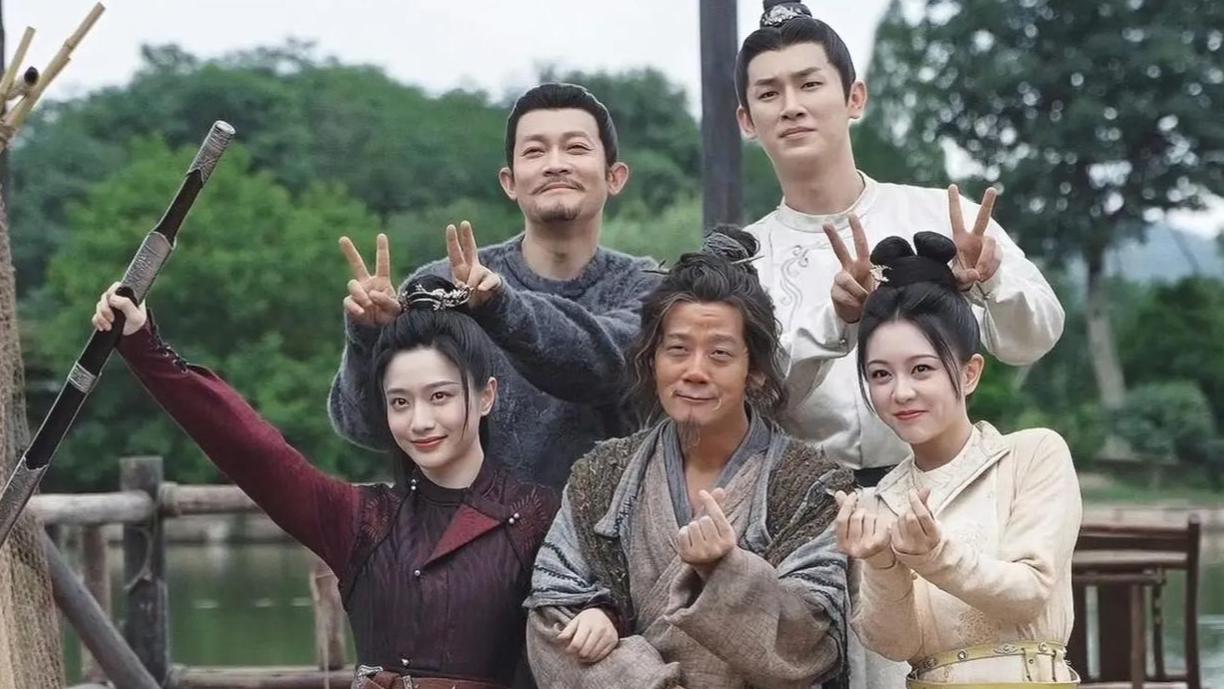 陈创演艺浮沉录：从“哮天犬”到三冠影帝，实力派为何难逃沉寂命运？