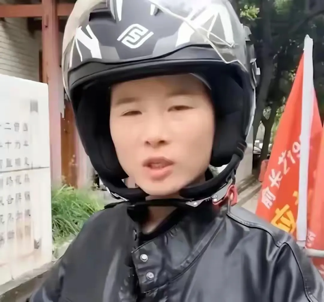 四川女子20多岁被拐山东，生下女儿后逃回老家