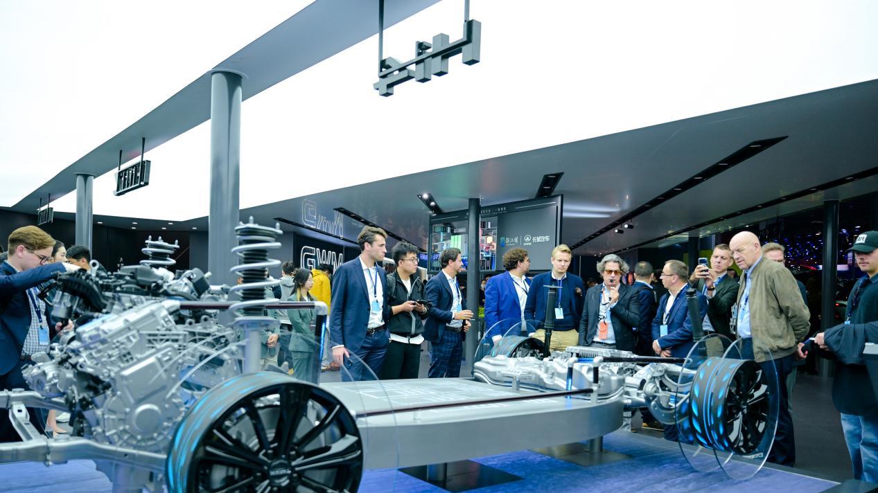 哈弗品牌广州车展诠释“年轻棱角”，与用户共赴自由人生