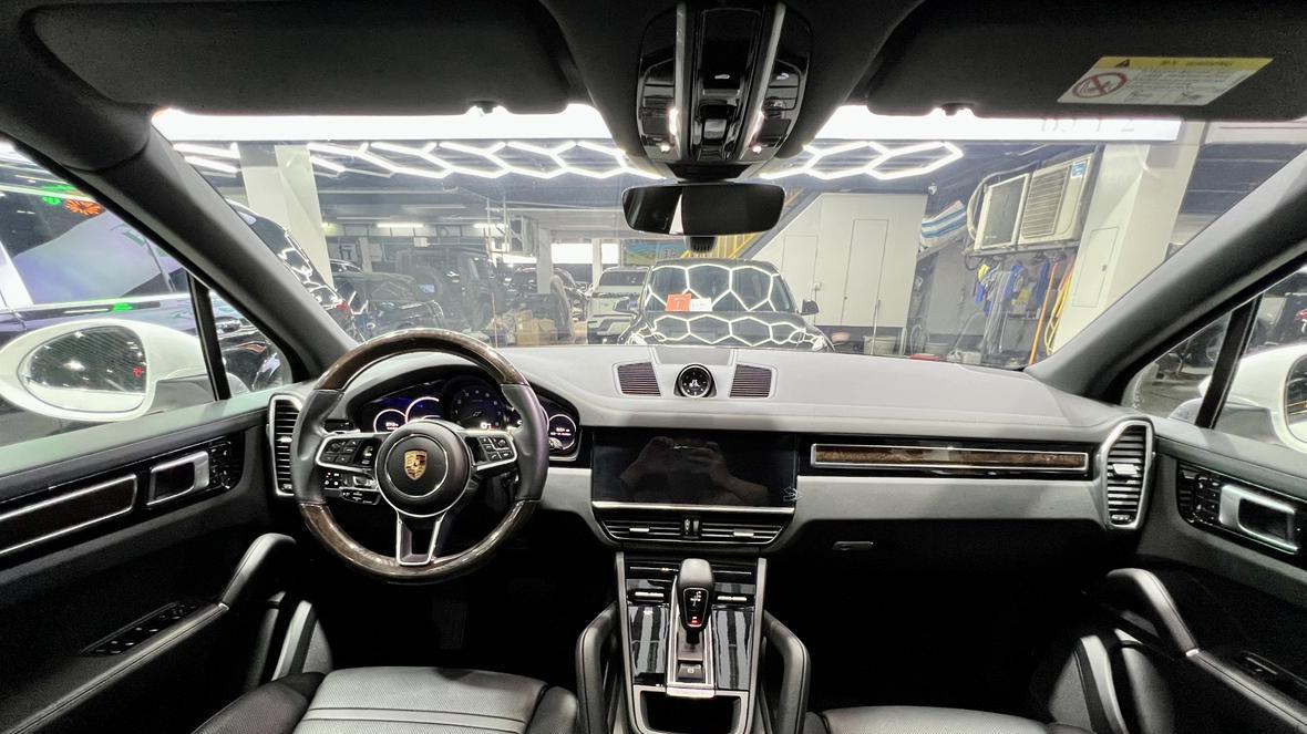 一手保时捷Cayenne，圆你超跑梦想，55.88万起！