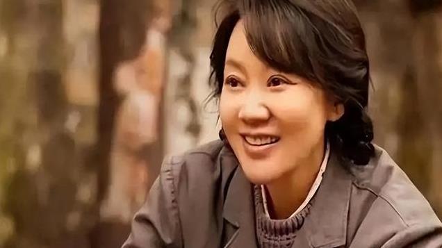 娱圈畸形“世袭制”该改改了！这些星二代又丑又没演技，全靠爹妈