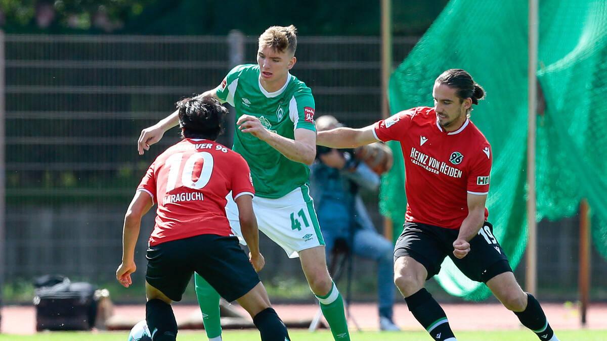 今日足球二串一： 古比斯VS格尼斯坦+拉斯永恒VS新未来城体育