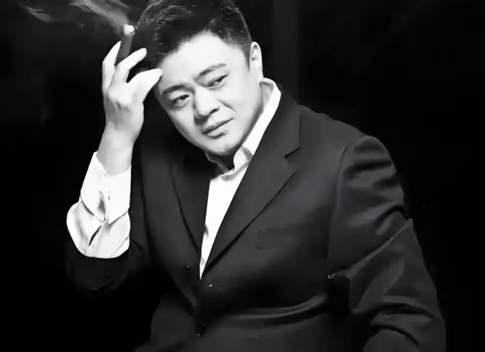 演员高亮突发疾病去世，享年50岁，去年7月自拍身材暴瘦、脸色不好