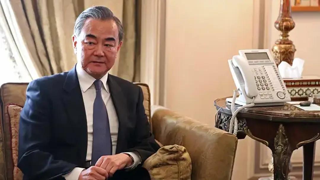 巴铁核弹直指新德里！莫迪被130枚核弹吓退？